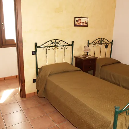 Aira Te Finu Acquarica