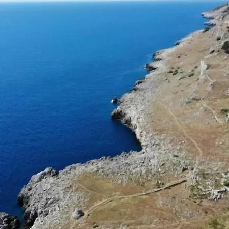 Aira Te Finu Bed & Breakfast 3*