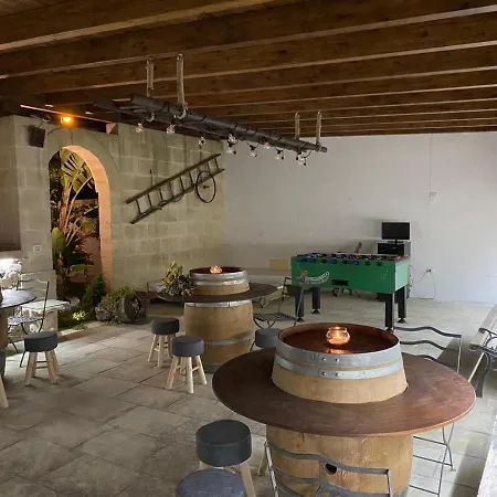 艾拉特费努酒店 Acquarica