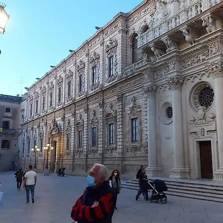 艾拉特费努酒店 住宿加早餐酒店 3*