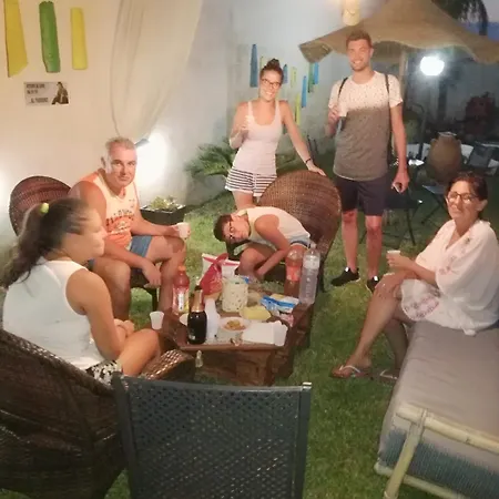 艾拉特费努酒店 住宿加早餐酒店 Acquarica