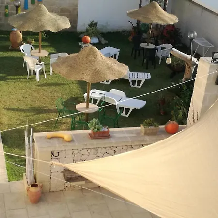 住宿加早餐酒店 艾拉特费努酒店 3*